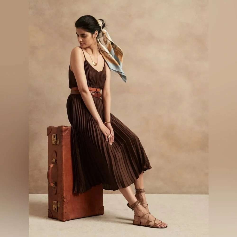 Banana Republic Brown Pleated Midi‎ Dress XXL Adjustable Straps
